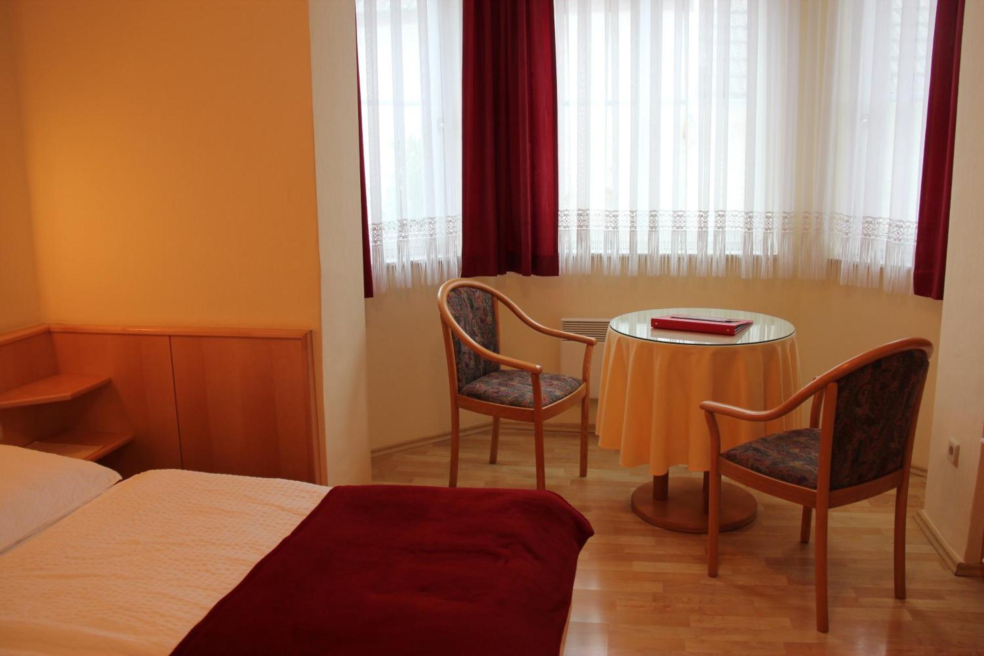 Haus Renee Bed & Breakfast Podersdorf am See Phòng bức ảnh