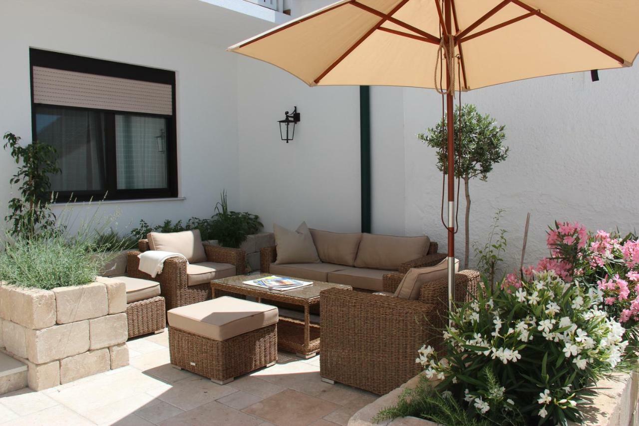 Haus Renee Bed & Breakfast Podersdorf am See Ngoại thất bức ảnh