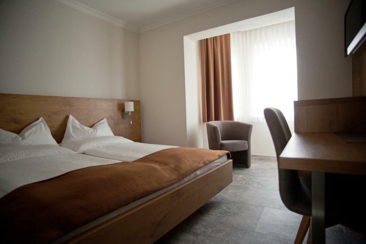 Haus Renee Bed & Breakfast Podersdorf am See Ngoại thất bức ảnh