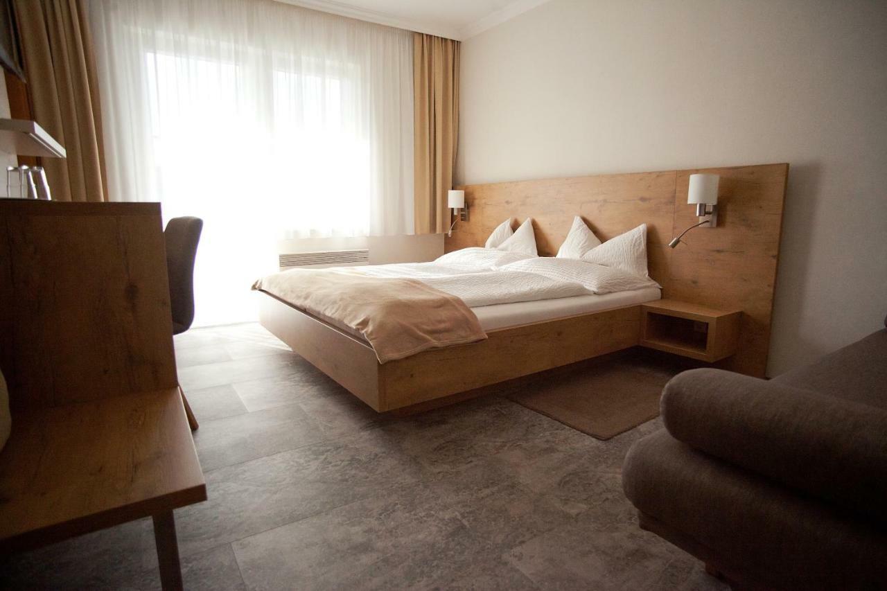Haus Renee Bed & Breakfast Podersdorf am See Ngoại thất bức ảnh
