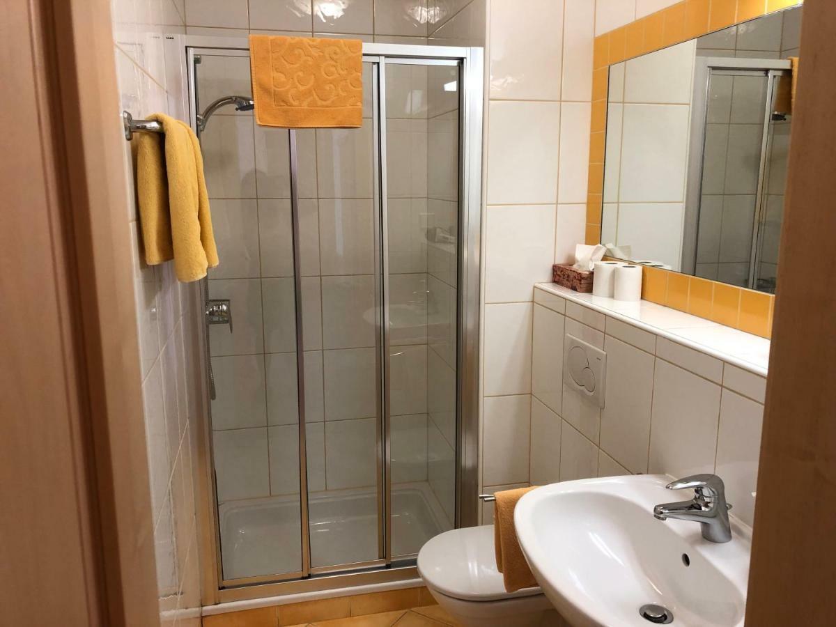 Haus Renee Bed & Breakfast Podersdorf am See Ngoại thất bức ảnh